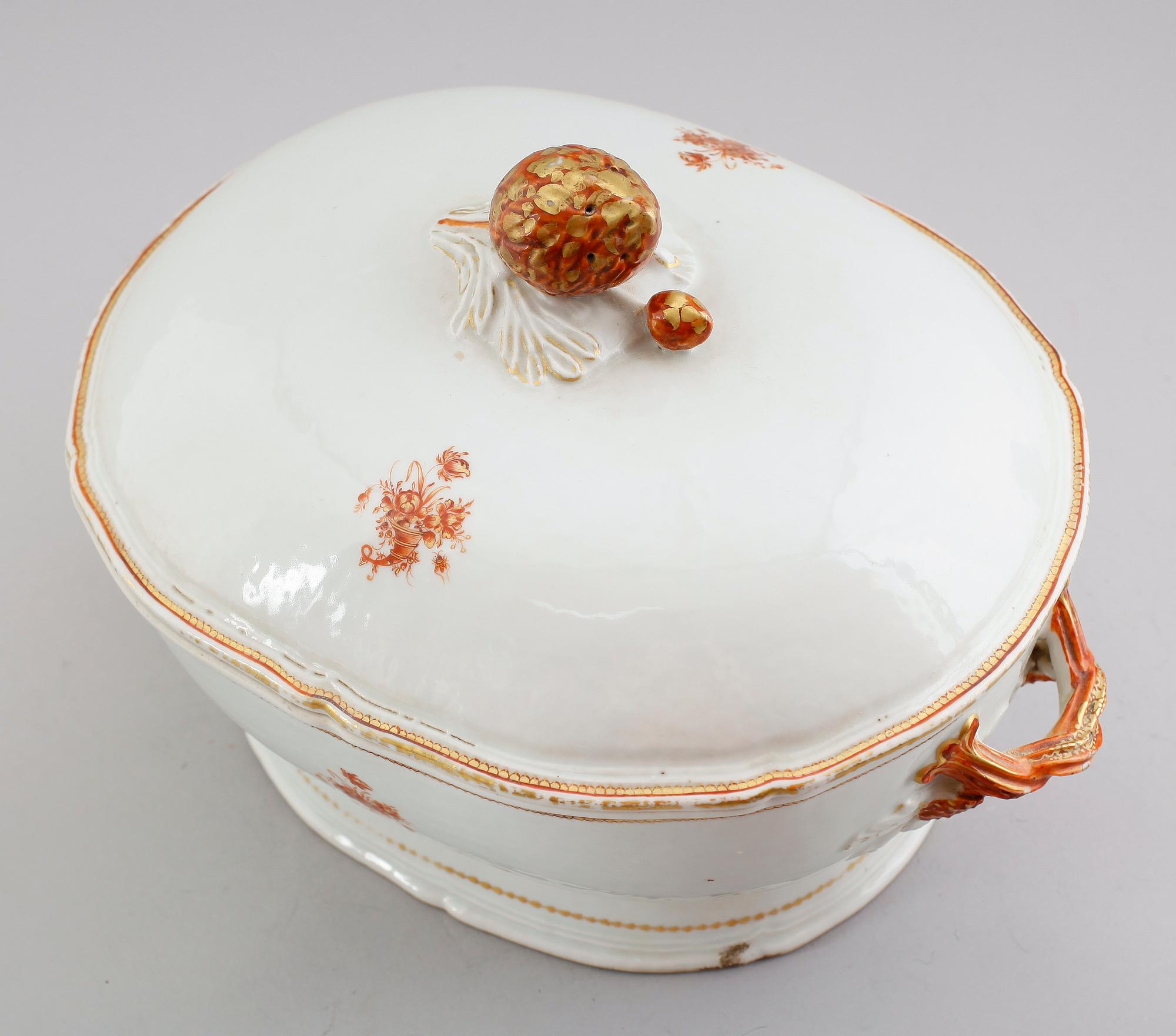 TERRIN, porslin, Kina, Qianlong 1736-1795.