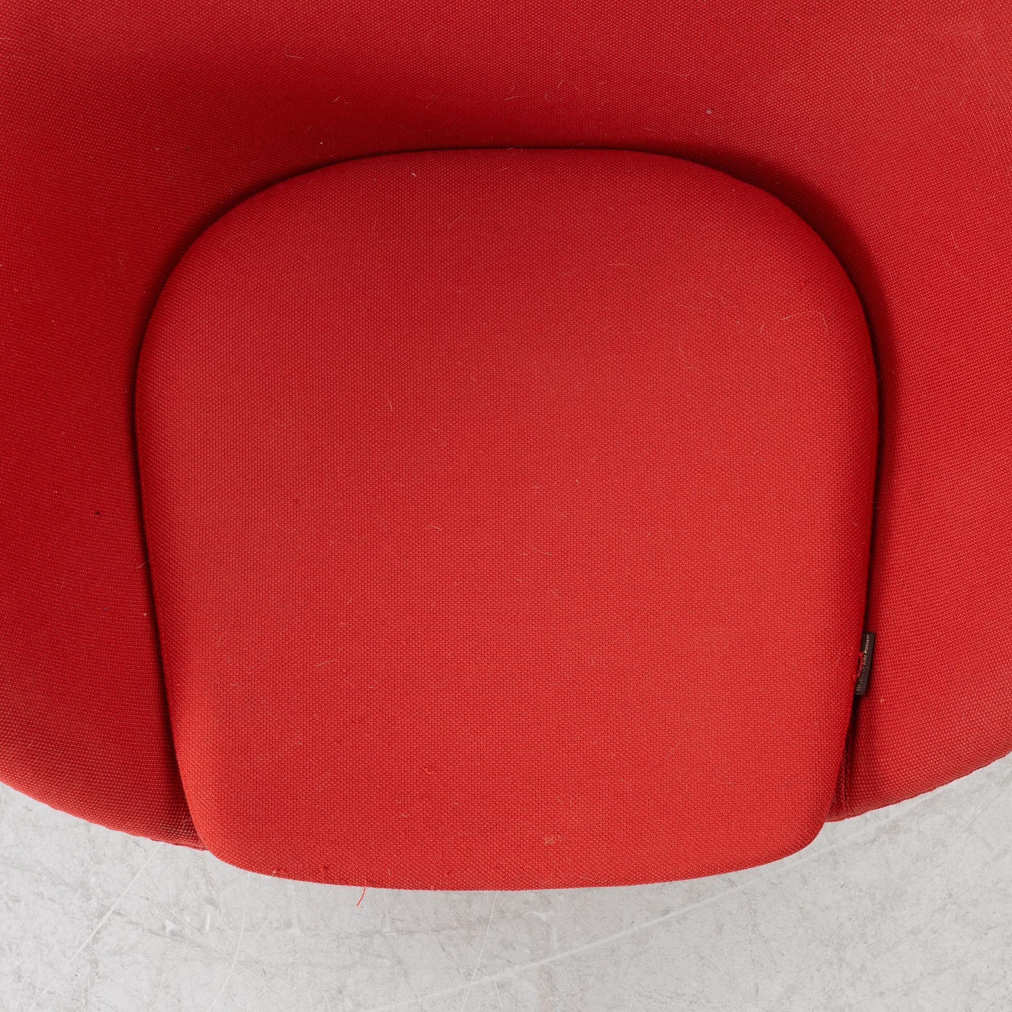 Arne Jacobsen, fåtölj "Ägget", Fritz Hansen, 2014.