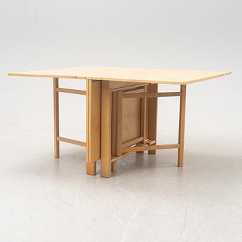 Bruno Mathsson, a 'Maria Flap' burr birch dining table, Dux.
