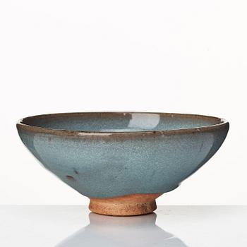 A lavender blue glazed bowl, Junyao, Yuan dynasty.