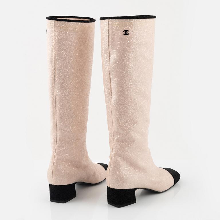 Chanel, a pair of sequin high boots, size 37.