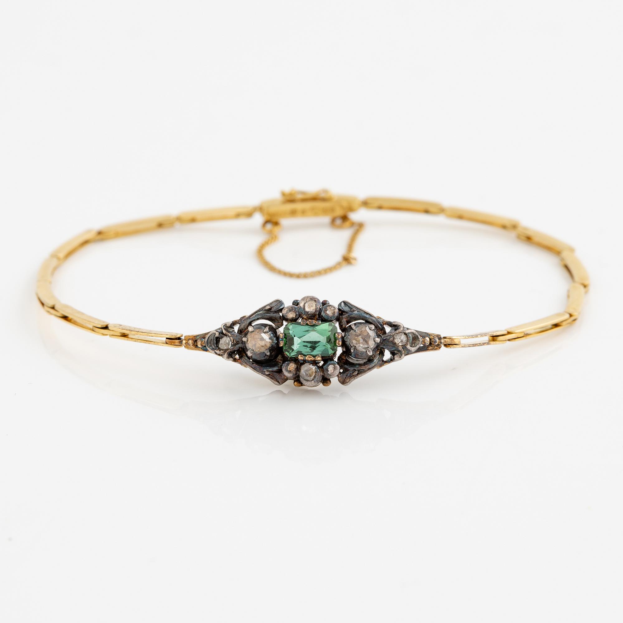 Armband 18K guld och silver med grön turmalin och rosenslipade diamanter.