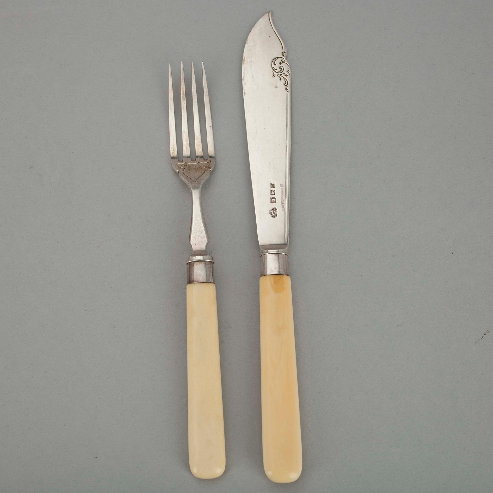 BESTICKUPPSÄTTNING, 24 delar, silver, Goldsmiths & Silversmiths Company, London, 1903. Tarkiainens stämplar.