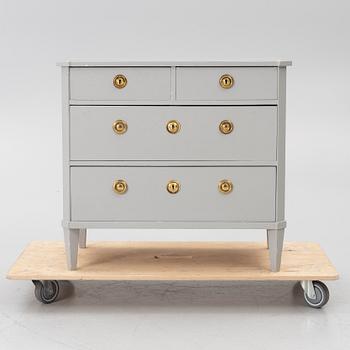 Chest of drawers, Gustavian style, mid-20th century.