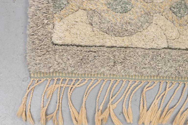 Brita Grahn, a carpet, "Grå rundel", knotted pile in relief, ca 210 x 190 cm, signed Brita Grahn.