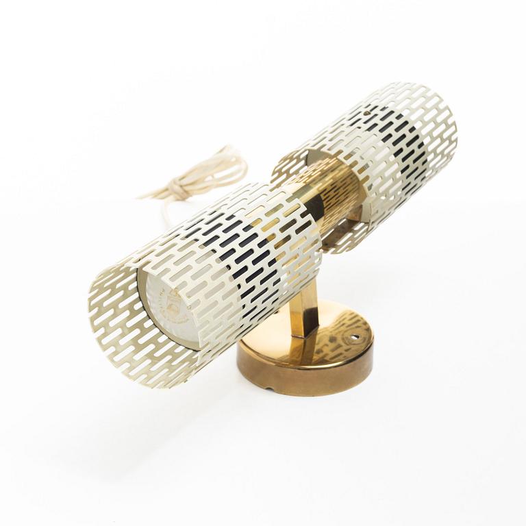 Harald Notini, A wall lamp, model 8820, Arvid Böhlmarks Lampfabrik, Stockholm, 1950s.