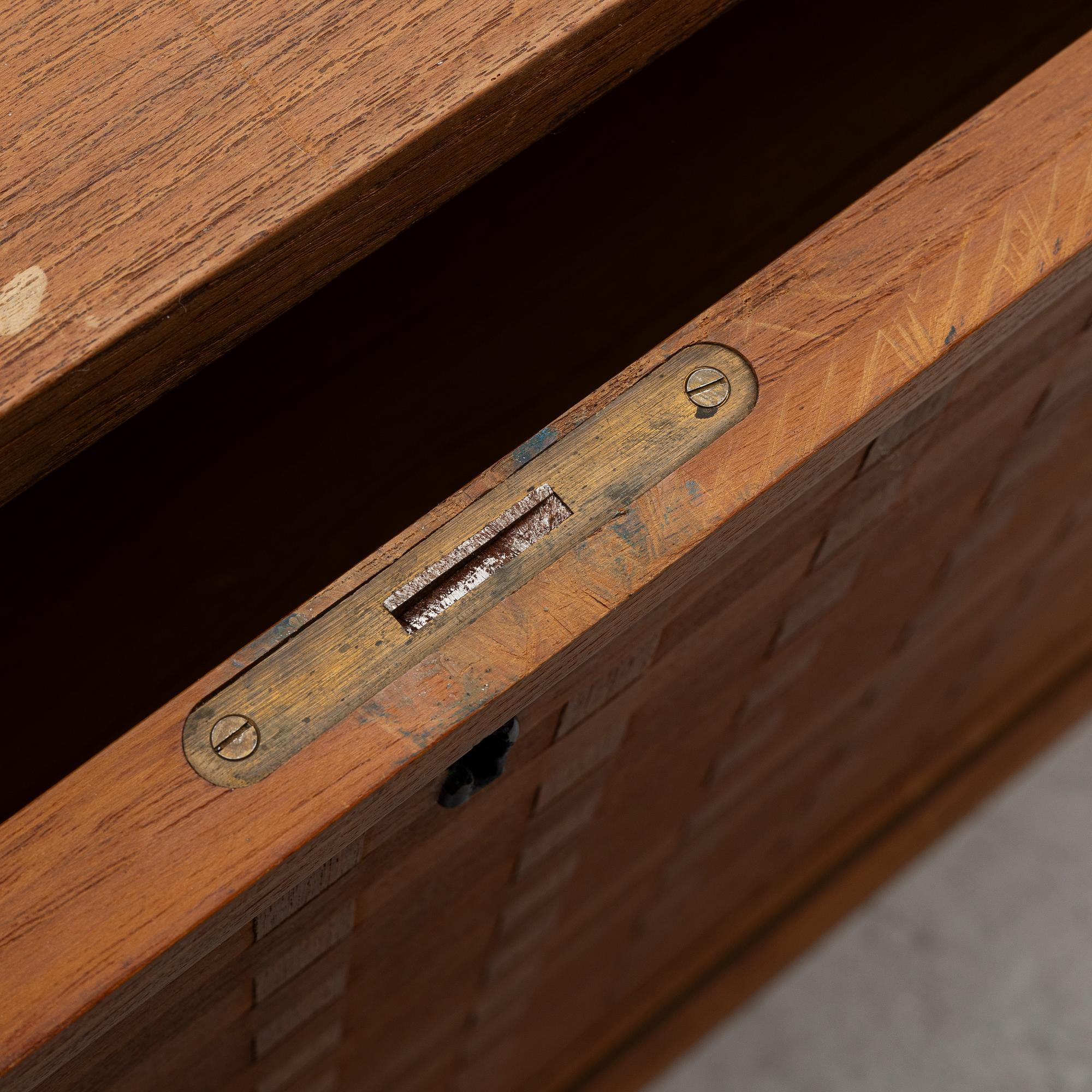 Poul Cadovius, Shelf system, Royal System, Denmark.