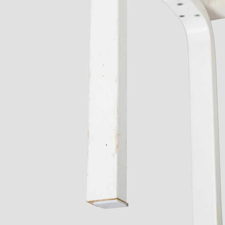 Alvar Aalto, penkki, 153B, Artek 2004.