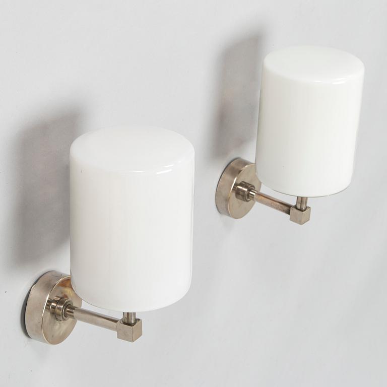 Paavo Tynell, a pair of 1930/1940's wall lights for Taito.