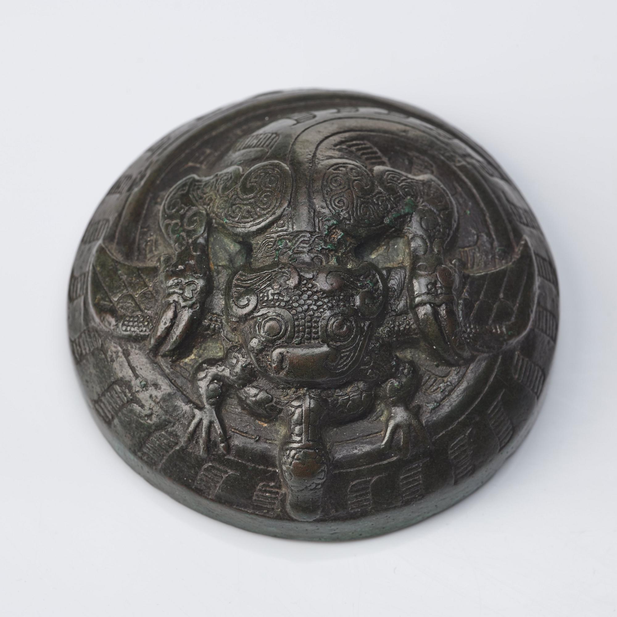 VIKT, brons. Warring states (475–221 f. Kr).