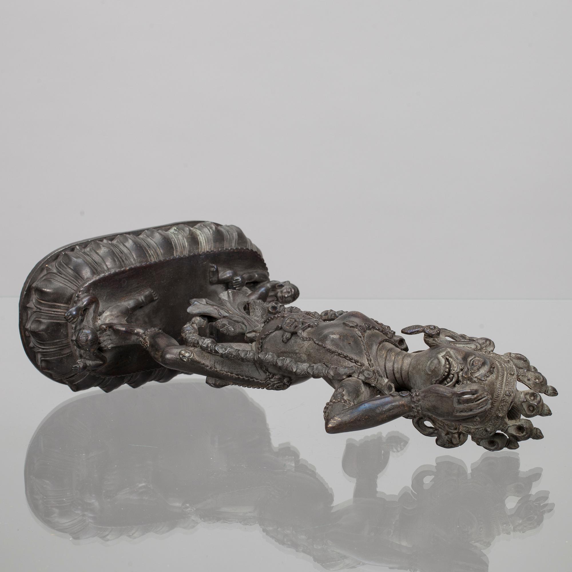 SKULPTUR, patinerad mässing, Tibet 1900-talets senare hälft.