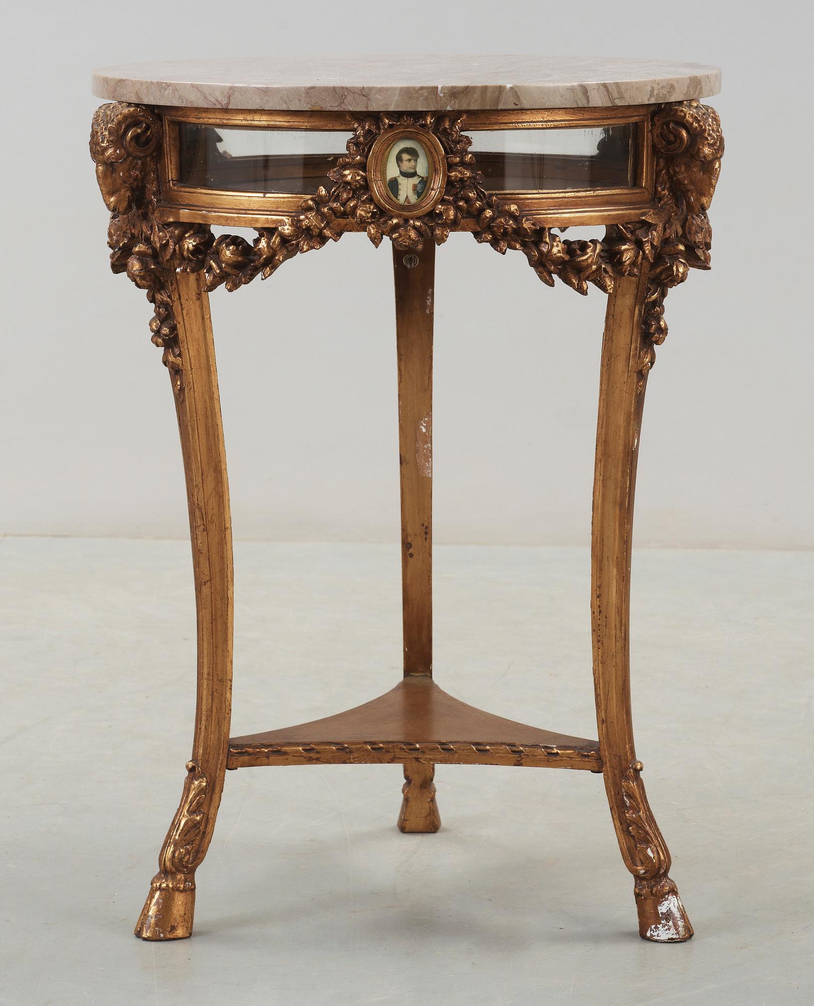 MONTERBORD, Louis XVI-stil, 1800-talets slut.