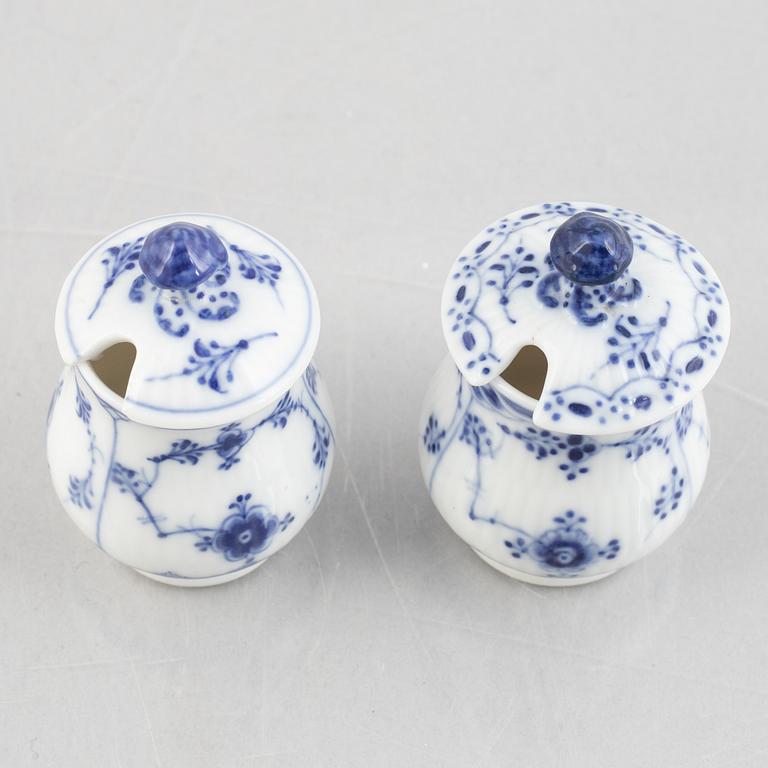 Two 'Blue Fluted' / 'Musselmalet rifflet' porcelain mustard pots, Royal Copenhagen, model 358 and 715, 1898-1923.