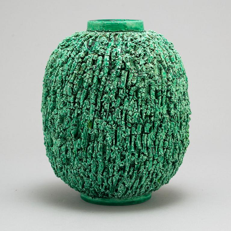 GUNNAR NYLUND, a stoneware vase from Rörstrand.