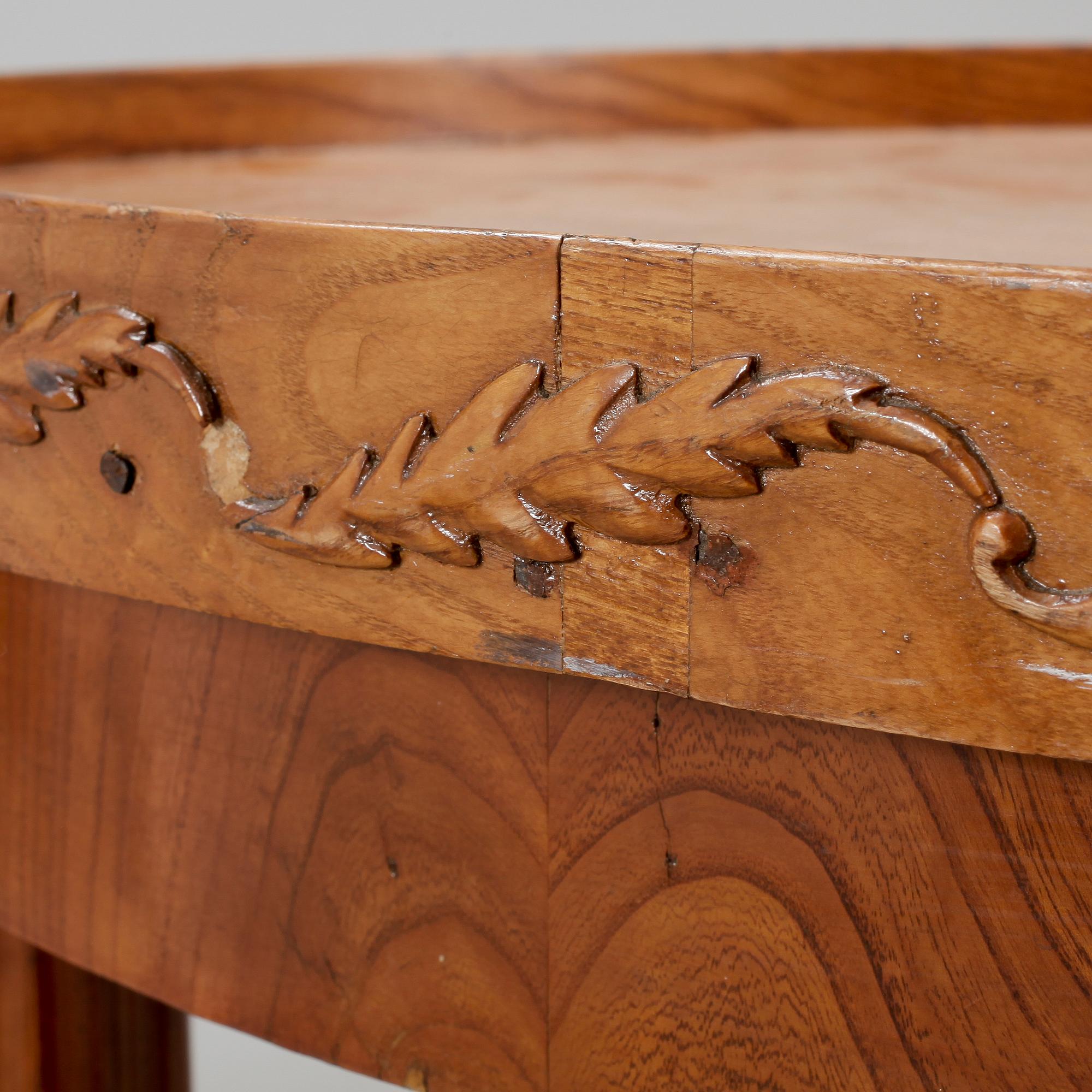 SALONGSBORD, empire, 1800-talets första hälft.