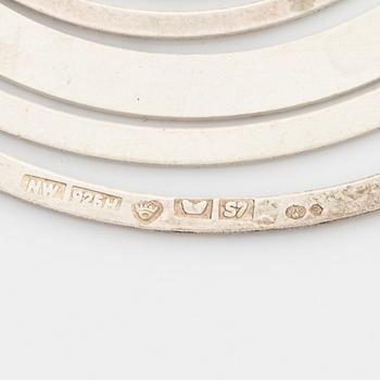 Tapio Wirkkala, Örhängen "Hopeakuu", sterlingsilver.