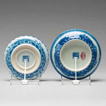 Two Chinese blue and white 'dragon' boxes with covers, 20th century, with Qianlong mark.