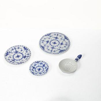 Royal Copenhagen, A 22 piece tea set, half laced and fukll laced, "Musselmalet", Denmark.