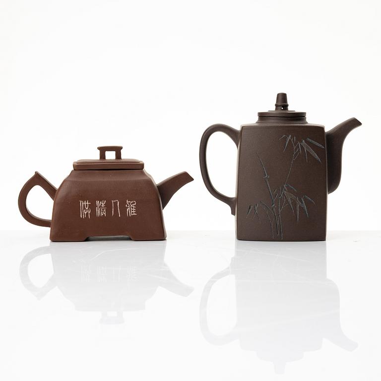 A group of four square yixing teapots, China, 1970/80s.