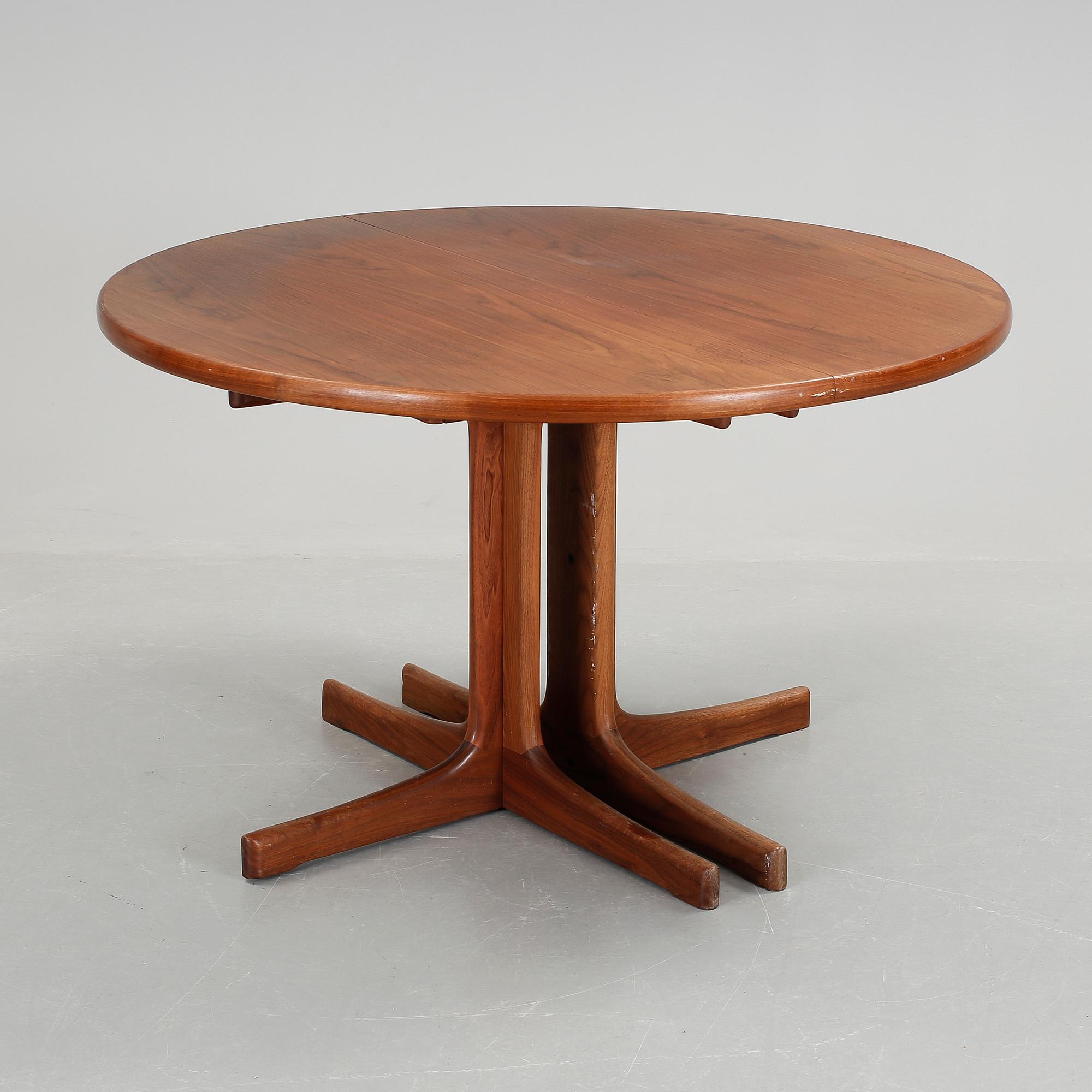 MATBORD, valnöt, Karl-Erik Ekselius, J O C Möbler, Vetlanda, 1960-tal.