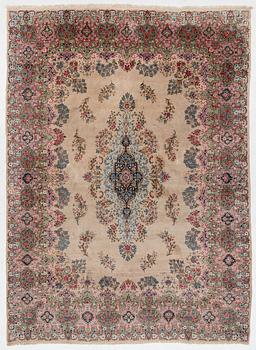 Carpet, Kriman, approx. 370 x 215 cm.