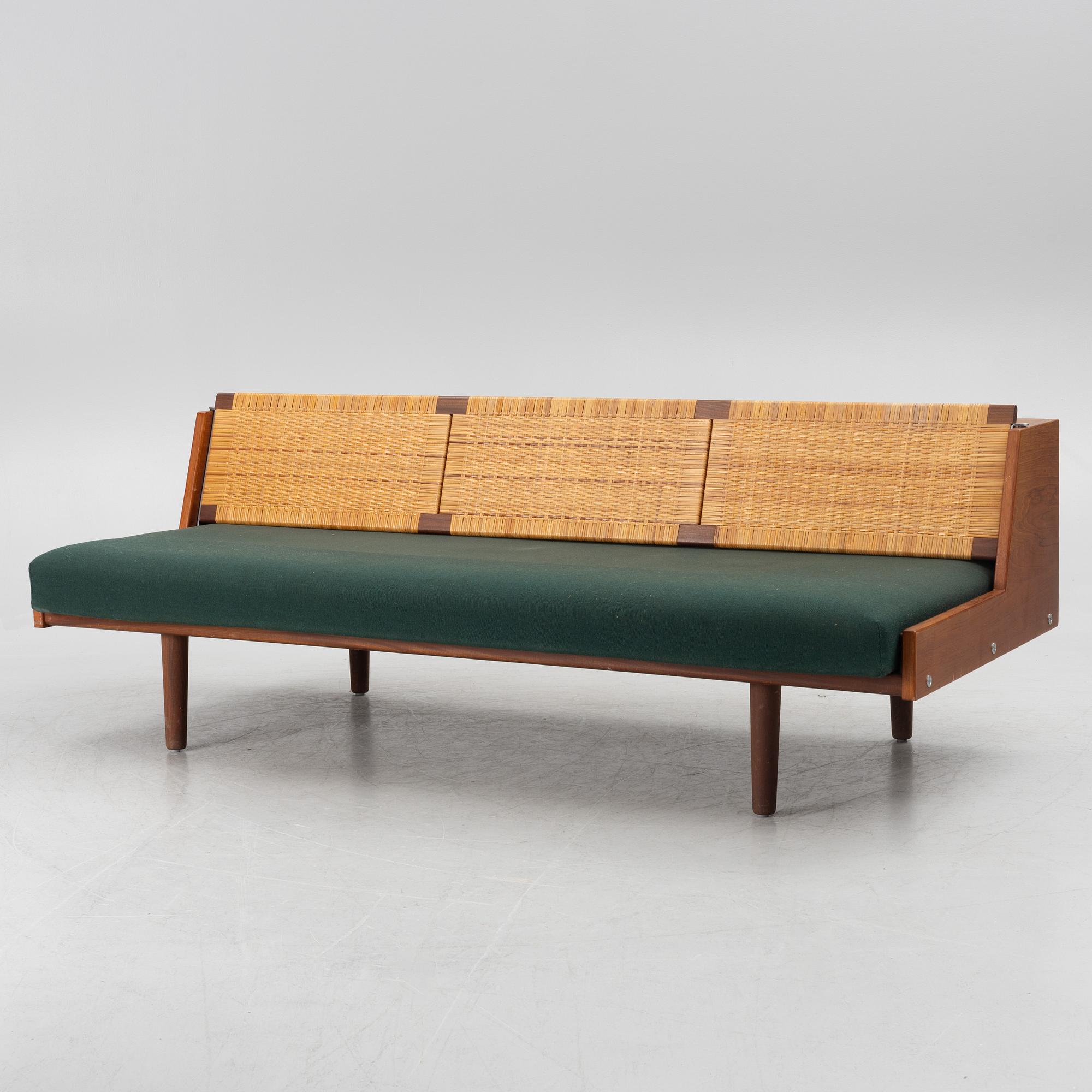 Hans J. Wegner, sofa bed/daybed, Getama, Gedsted, Denmark.