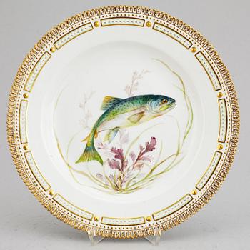 A set of six Royal Copenhagen 'Fauna Danica' dishes, Denmark, 20th Century.
