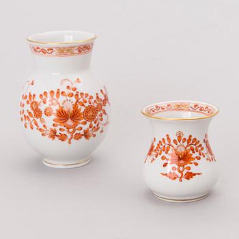 Two German Meissen porcelain vases, c. 1930s.