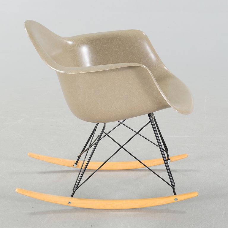 CHARLES OCH RAY EAMES, gungstol, "Rocker Chair", Herman Miller, 1900-talets andra hälft.
