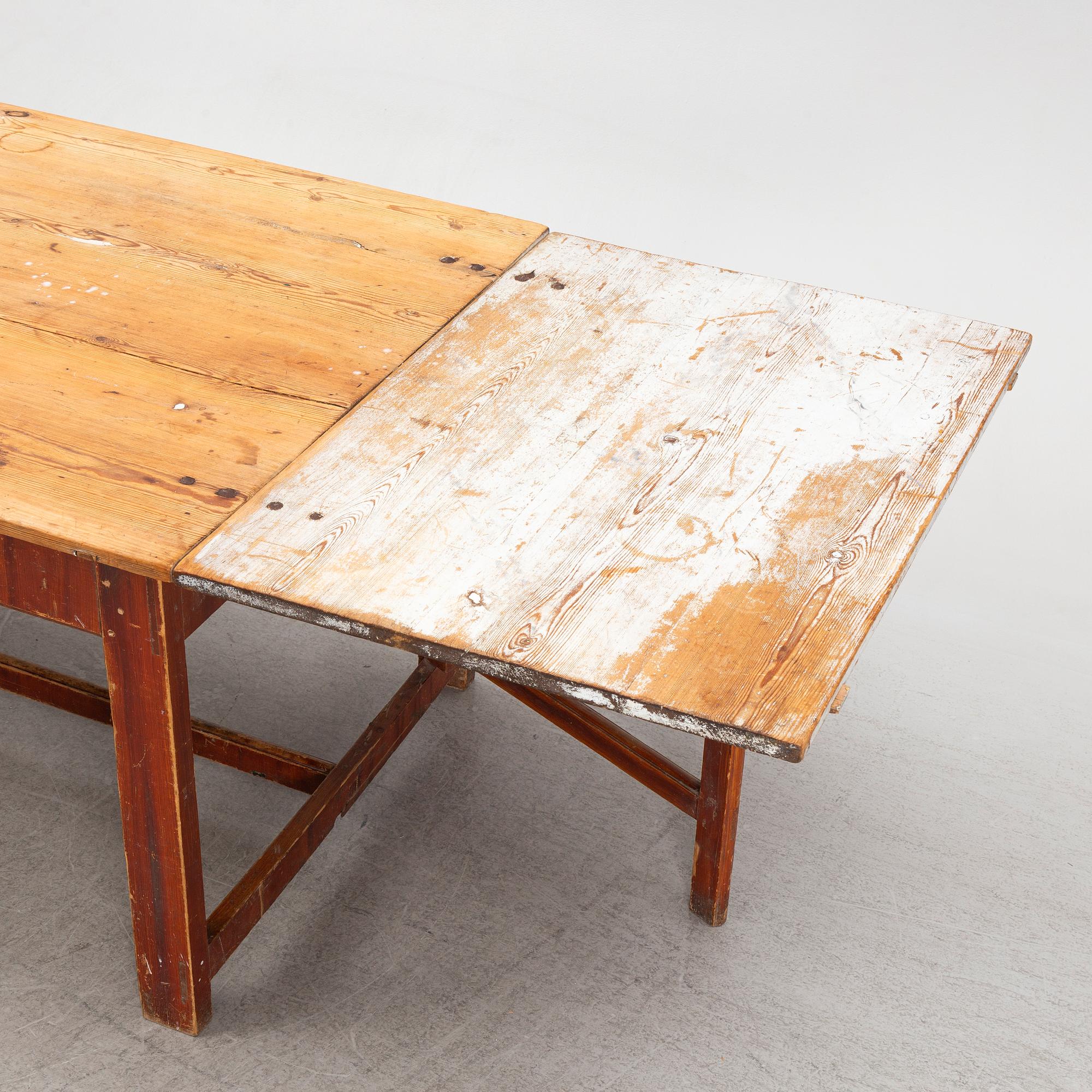 A Swedish Drop-leaf Table, Jämtland, first half of the 19th Century.