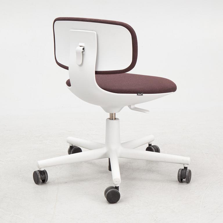 Konstantin Grcic, a 'Rookie' desk chair, Vitra, 2021.