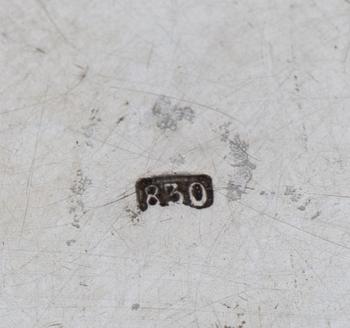 SILVERBÄGARE, 3 st, silver, Gustaf Folcker Stockholm 1851, Hägglund Helsingfors 1898, ena med silverhaltstämpel.