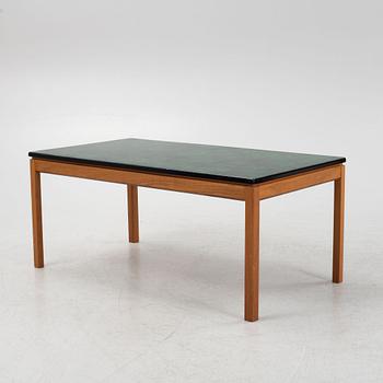 Algot Törneman & David Rosén, soffbord ur Trivaserien Nordiska Kompaniet, 1950-tal.