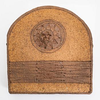 Francesca Mascitti-Lindh, a stoneware relief, signed F. Lindh Arabia.