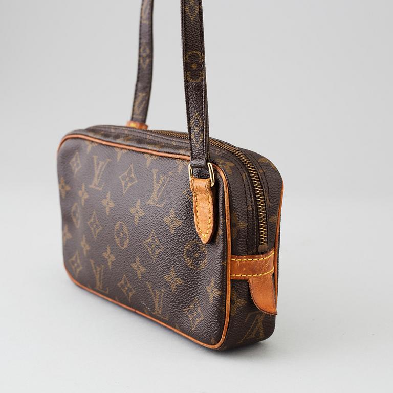 LOUIS VUITTON, 'Marly Bandouliere'.