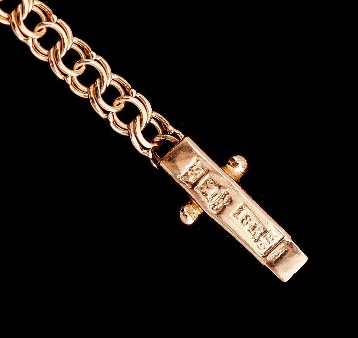 ARMBAND, 2 st, 18 k guld. Vikt ca 7 g.