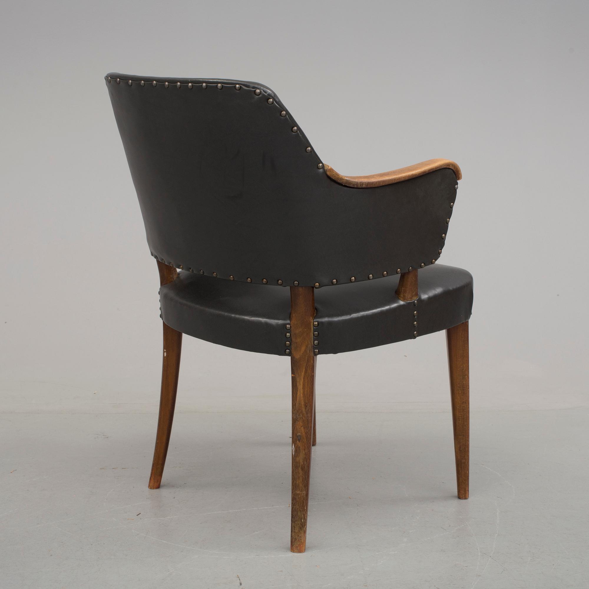 KARMSTOL, 1900-talets mitt.