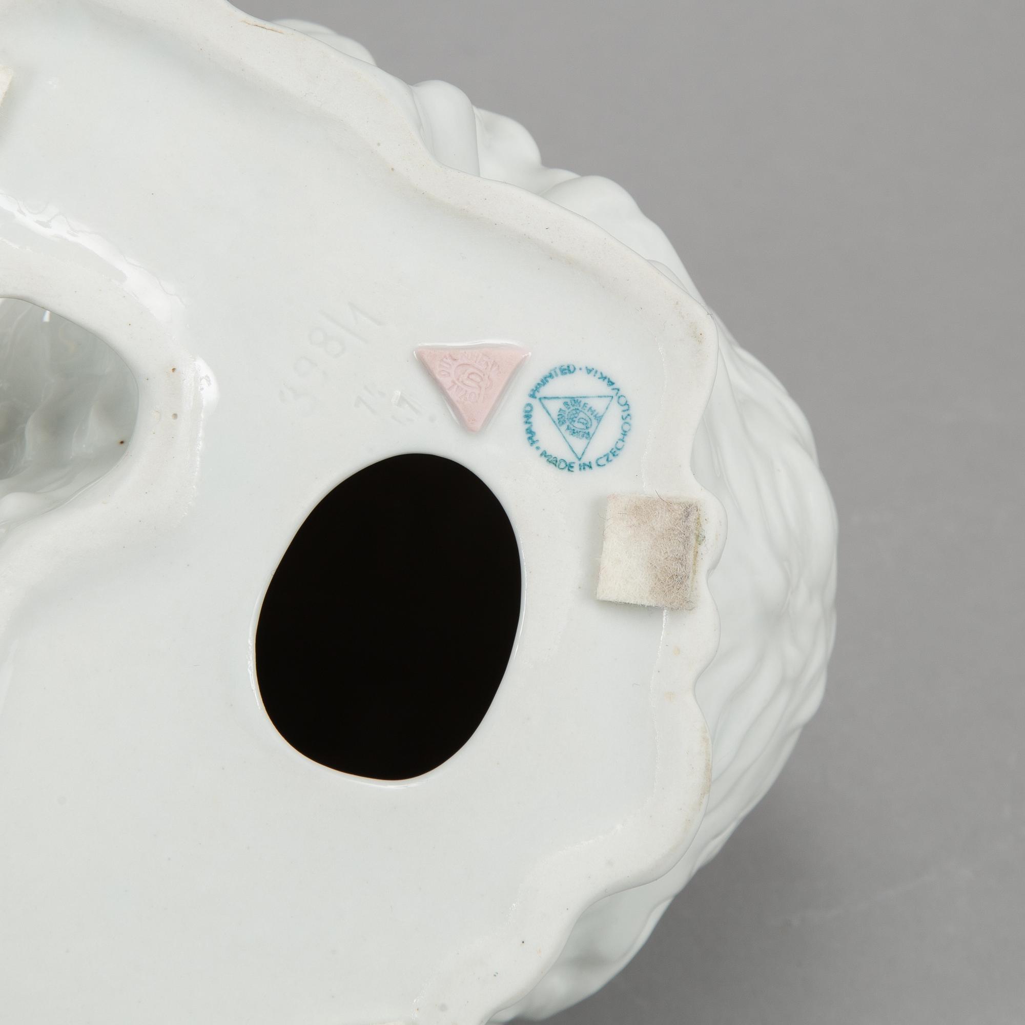 Royal Dux, a 398/1 porcelain polar bear, Czeckoslovakia.