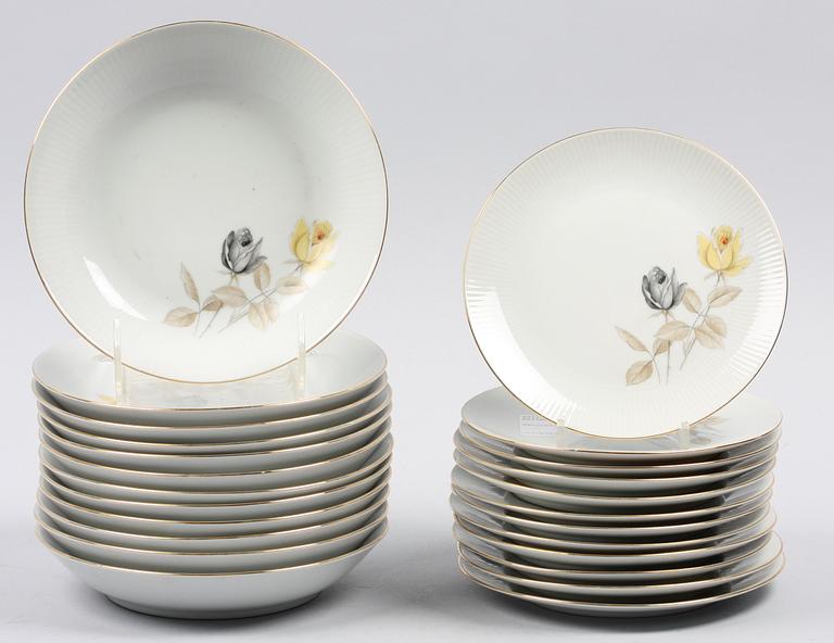 MATSERVIS, 53 delar, porslin, Seltmann, Bavaria. 1960-tal.