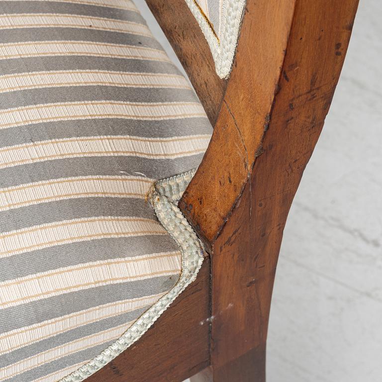 Karmstolar, ett par, Empire, 1800-talets första hälft.