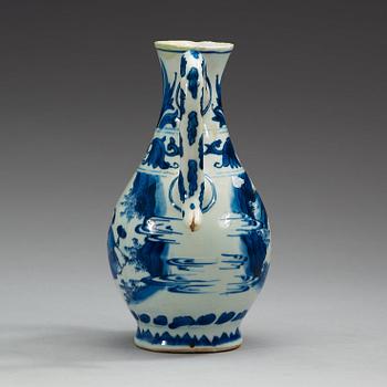 A blue and white Transitional ewer, 17th Century.