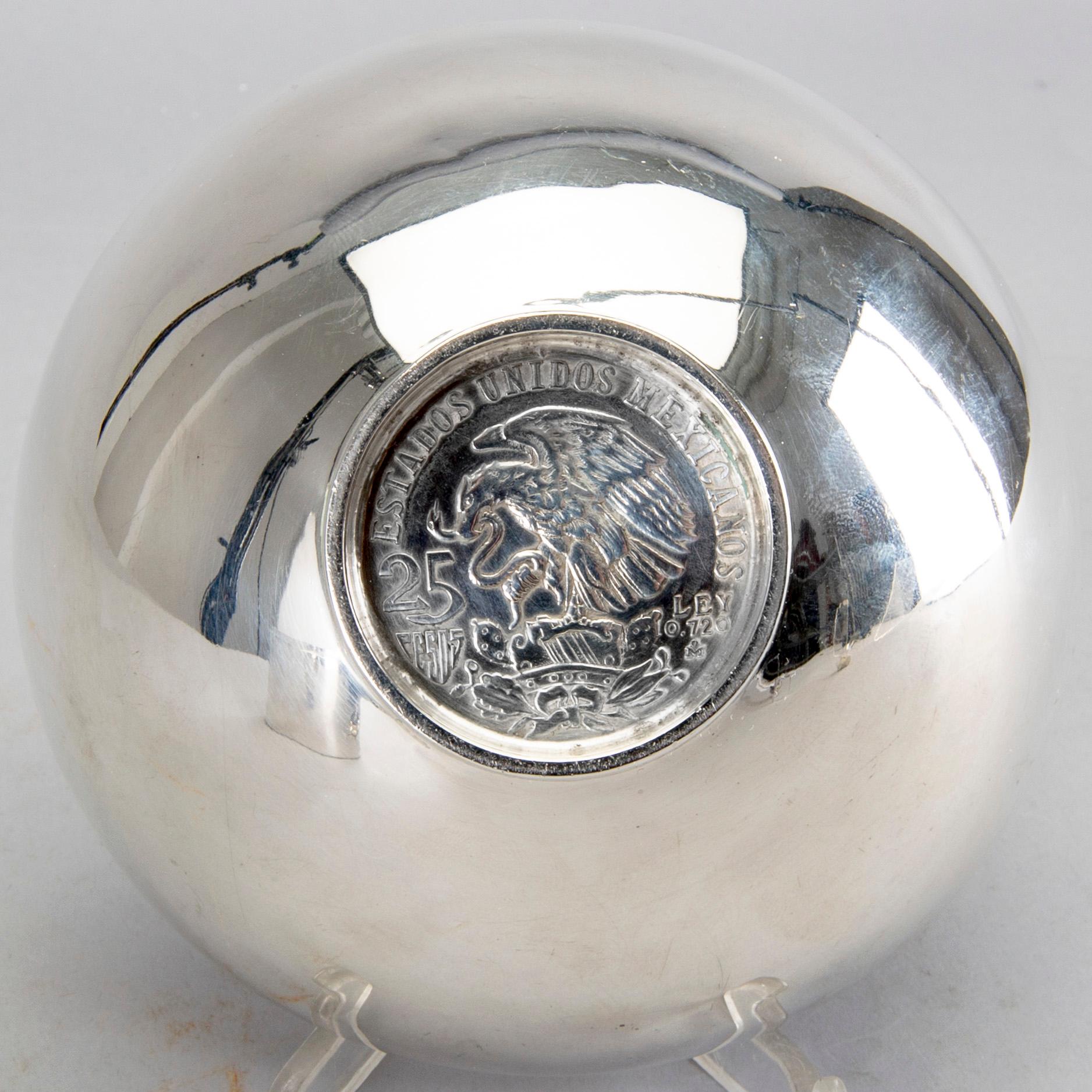 Anders Olsson skål samt ask med lock silver Mexiko 1900-tal.