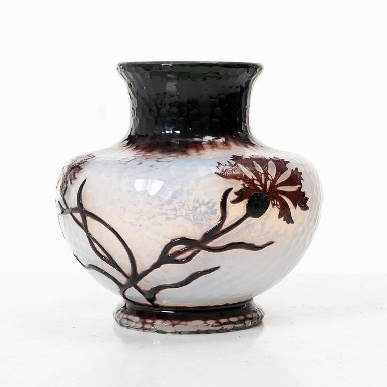 Daum Frères, an Art Nouveau vase, Nancy, France, early 20th Century.