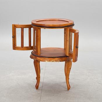 MONTERBORD, fransk rokokostil, 1900-talets andra hälft.