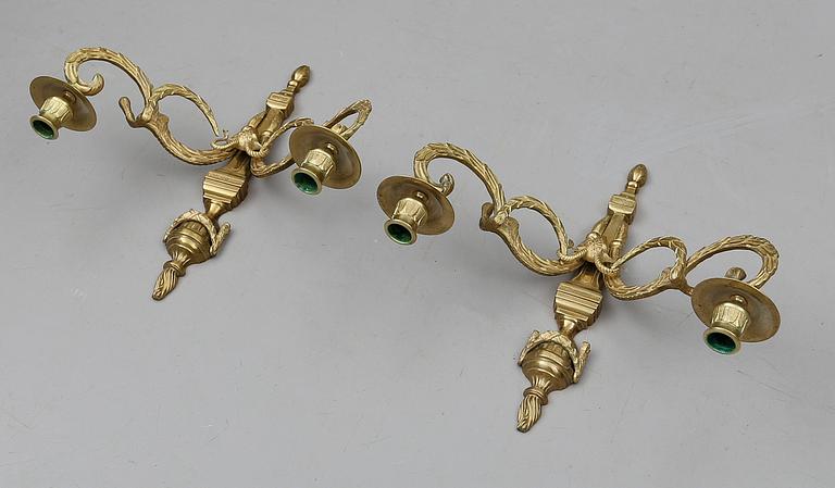 VÄGGAPPLIQUER, 1 par, mässing, gustaviansk stil, 1900-talets andra hälft.