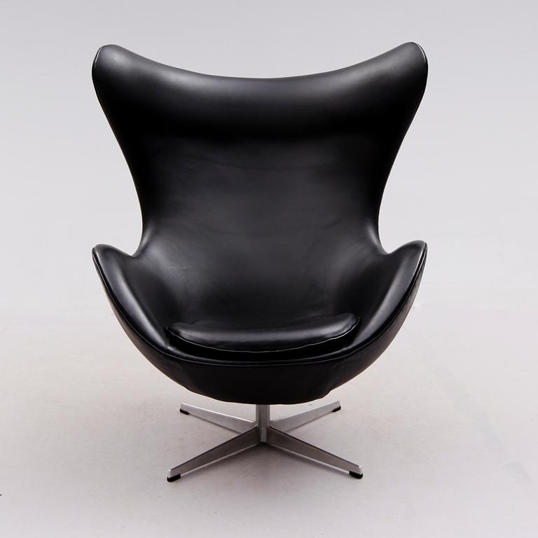 FÅTÖLJ, "Ägget", Arne Jacobsen, Fritz Hansen, Danmark.