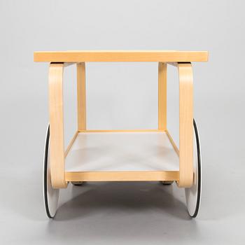 Alvar Aalto, serveringsvagn, modell 901, Artek 2009.
