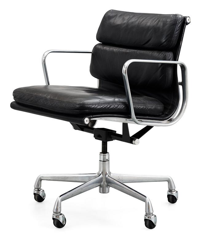 A Charles & Ray Eames 'EA 217'  black leather and aluminium Soft Pad Chair by Herman Miller, USA.