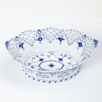 Royal Copenhagen, A pierced bowl, full lace, "Musselmalet", Denmark.