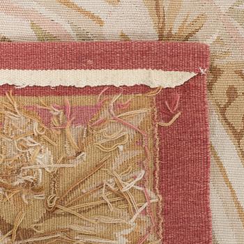 A Chinese Aubusson style carpet ca 310 x 239 cm.